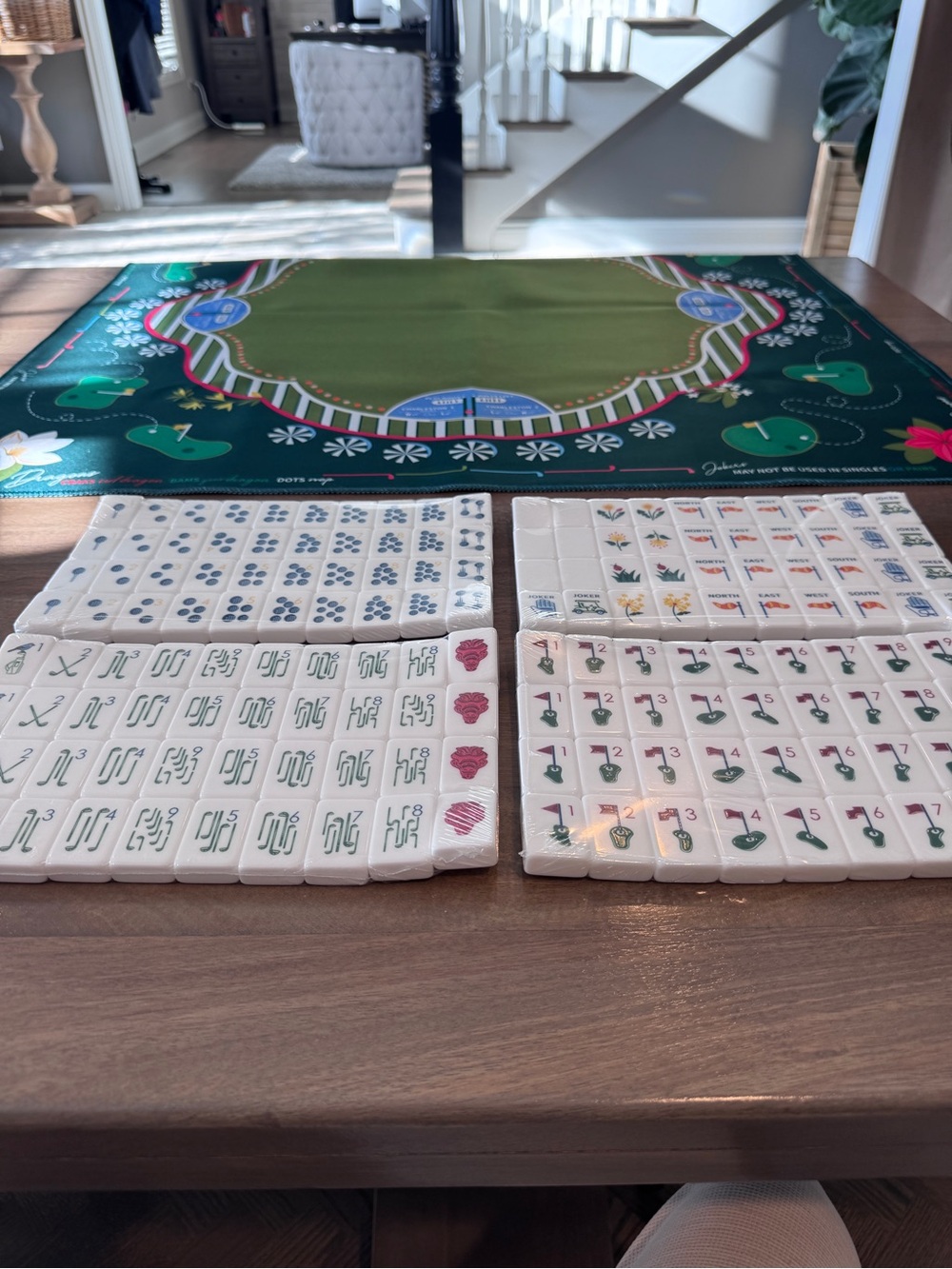 Classic American Mahjong Set with Green Golf  Mat - Unbranded- Golf Themed